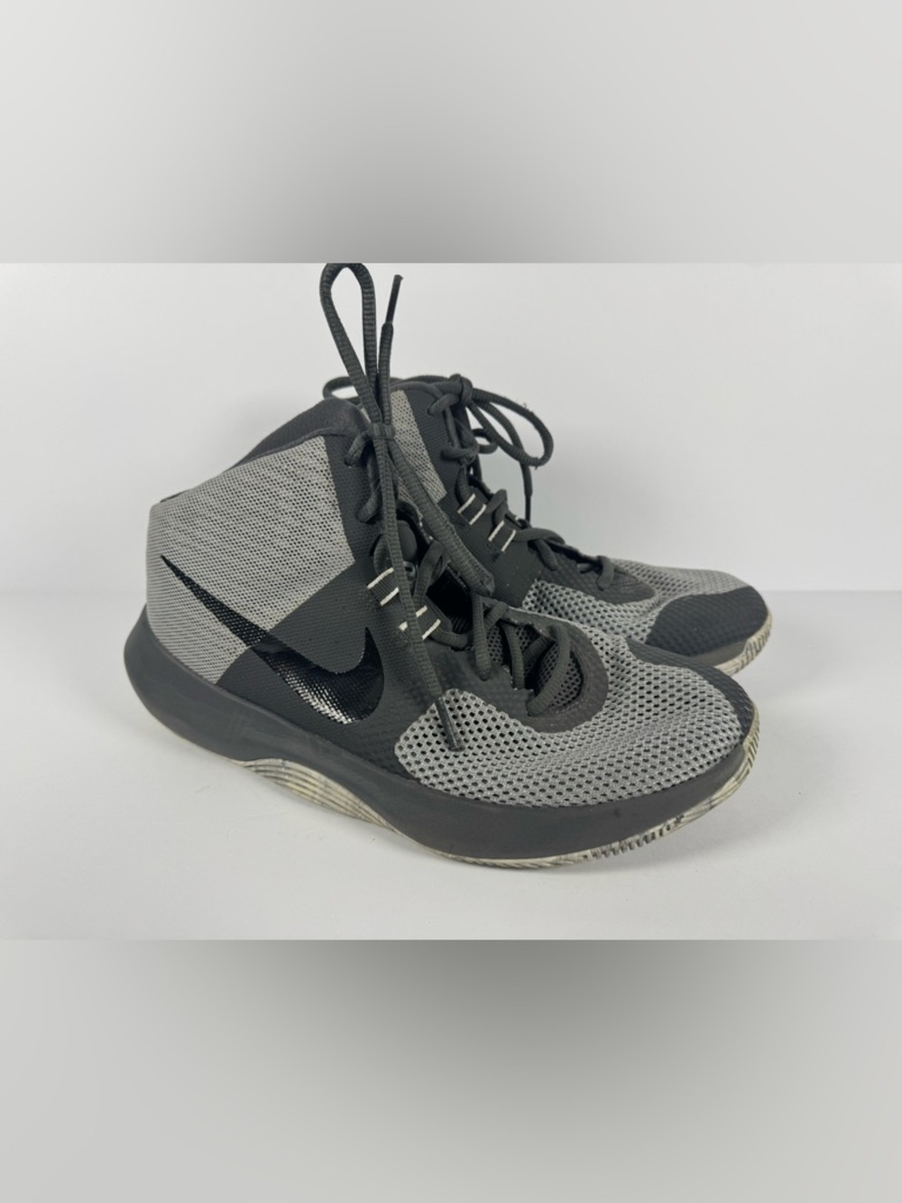Nike Air Precision basketball shoes Size 7.5